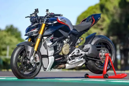 New Ducati StreetFighter V4