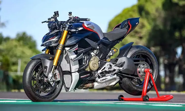 New Ducati StreetFighter V4